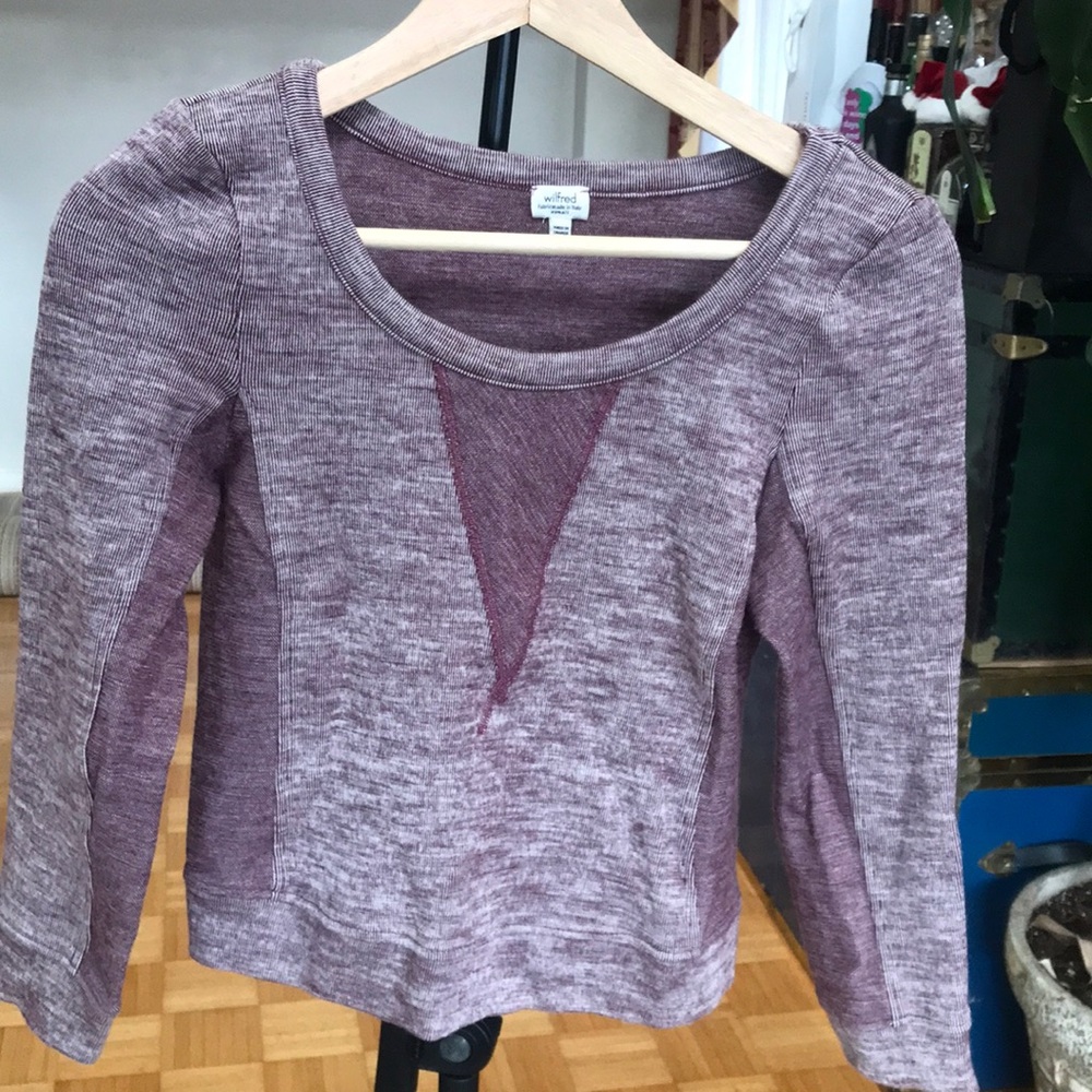 WILFRED SWEATSHIRT. SIZE XSMALLL